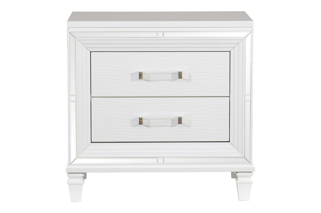 Tamsin 6 Piece Queen Platform Bedroom Set In White 1616W-1-6Set | Homelegance