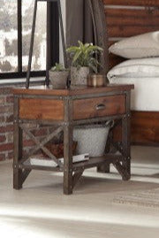 Holverson Brown Milk Crate 5 Piece Queen Sleigh Bedroom Set 1715-1-5 | Homelegance