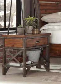 Holverson Brown Milk Crate 5 Piece Queen Sleigh Bedroom Set 1715-1-9 | Homelegance