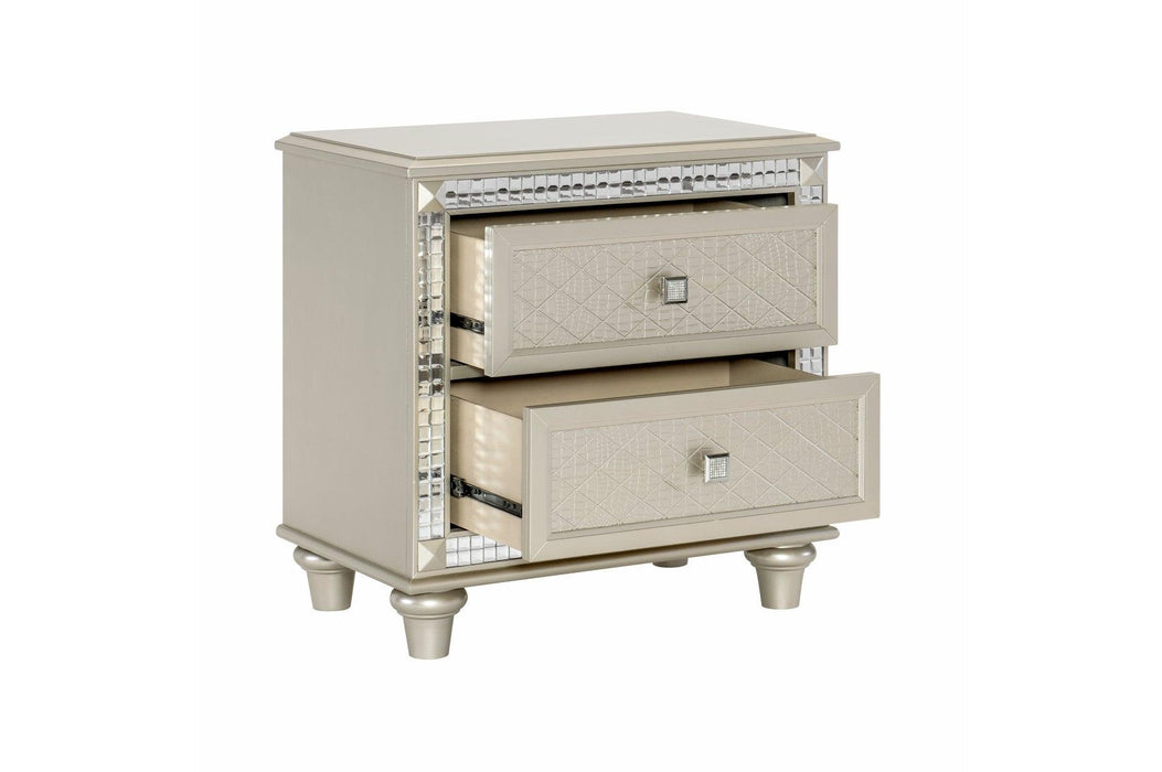Juliette Bedroom Set In Champagne | Homelegance