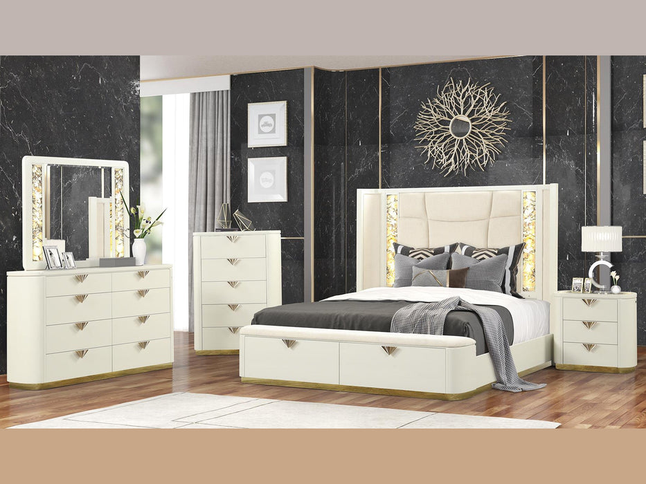 La Pierre 3 Drawer Nightstand