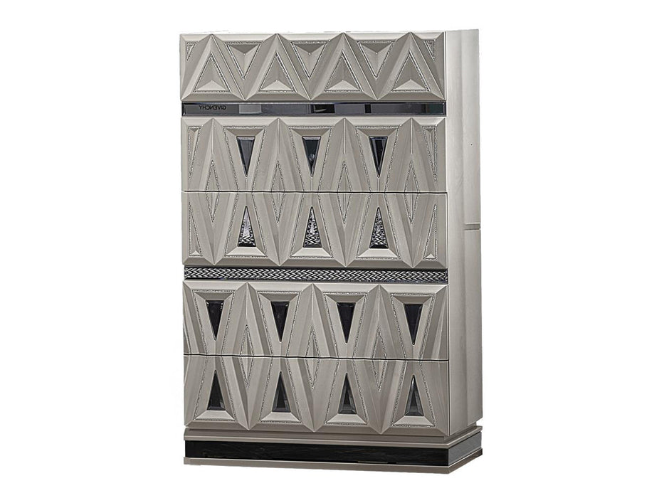 Lavita 31" Wide 5 Drawer Chest