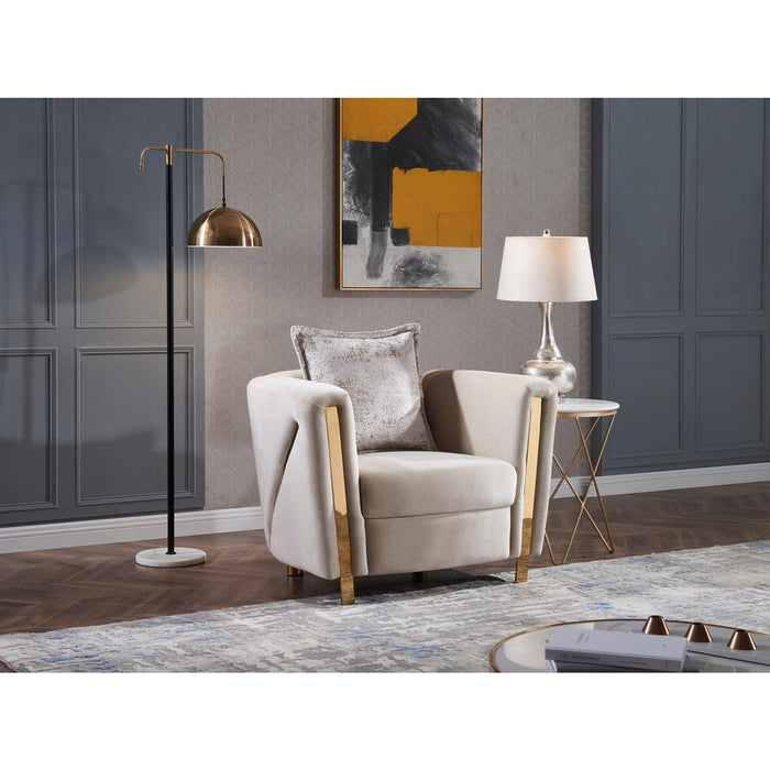 Chanelle Living Room Set In Thick Velvet