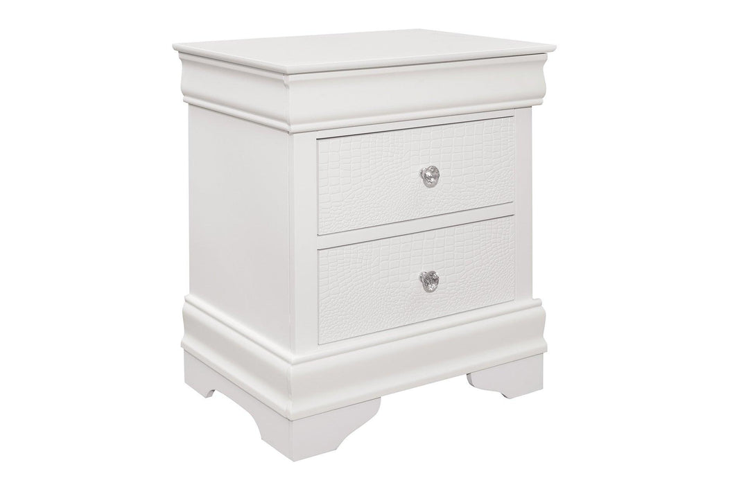 Lana 3 Piece Queen Bedroom Set In White 1556W-1-3Set | Homelegance