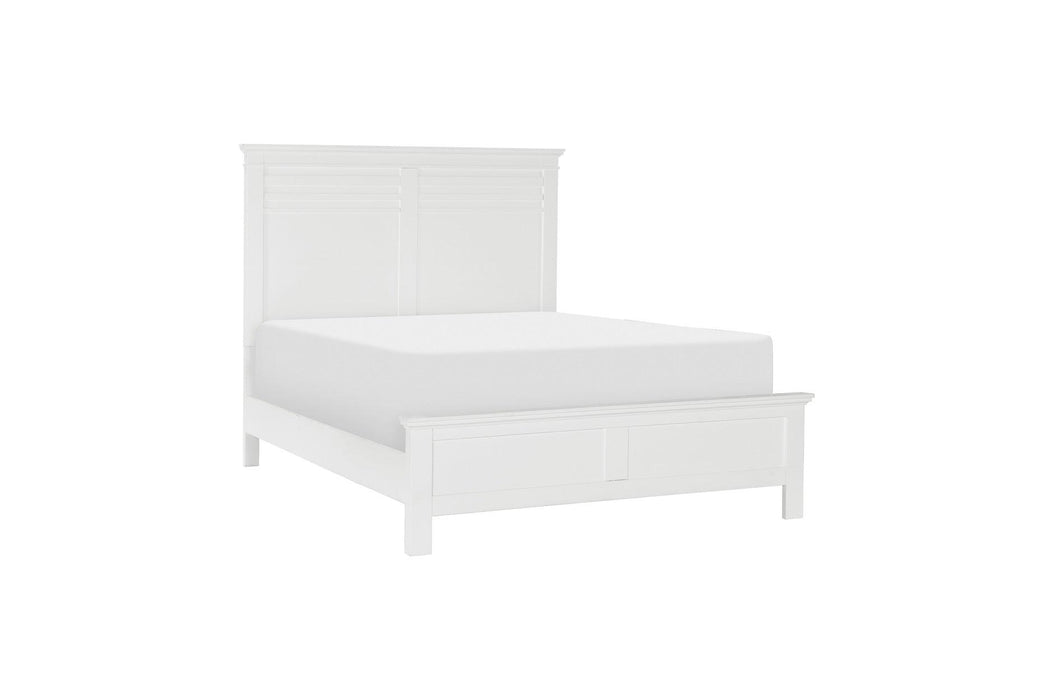 Blaire Farm 3 Piece Queen Bedroom Set In White 1675W-1-3Set | Homelegance