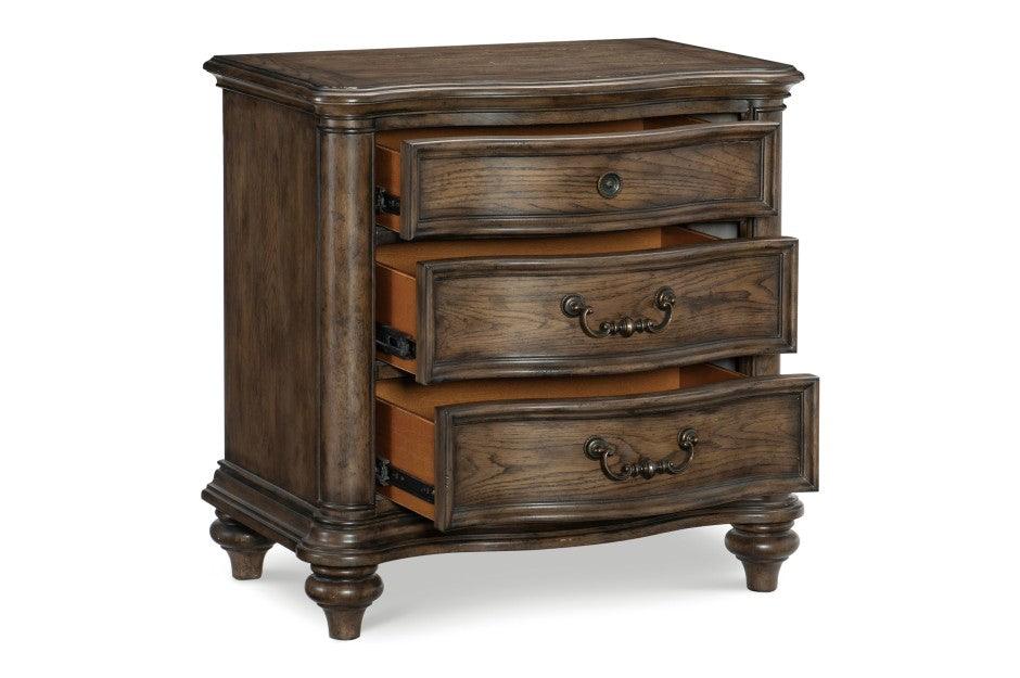 Heath Court 5 Piece Queen Bedroom Set 1682-1Q-5Set | Homelegance