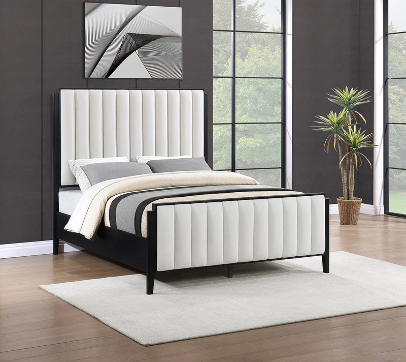 Brookmead Panel Bed