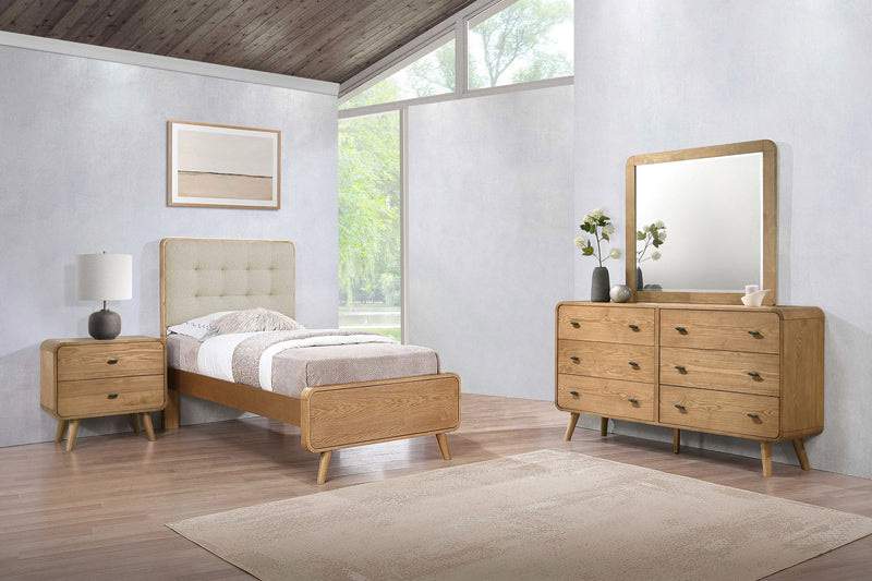 Robyn Bedroom Set