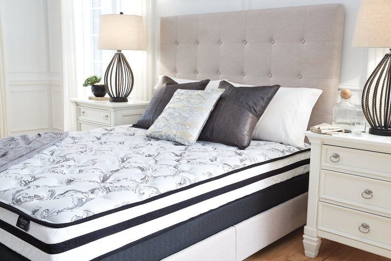 8 Inch Chime Innerspring White Queen Mattress in a Box - M69531 - DMV Furniture