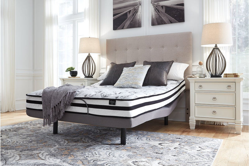 8 Inch Chime Innerspring White Queen Mattress in a Box - M69531 - DMV Furniture