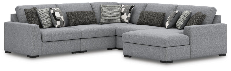 Bealton Sectional with Chaise