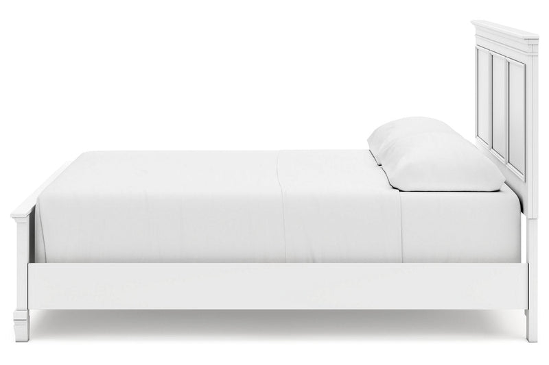 Fortman White California King Panel Bed -  Ashley - DMV Furniture
