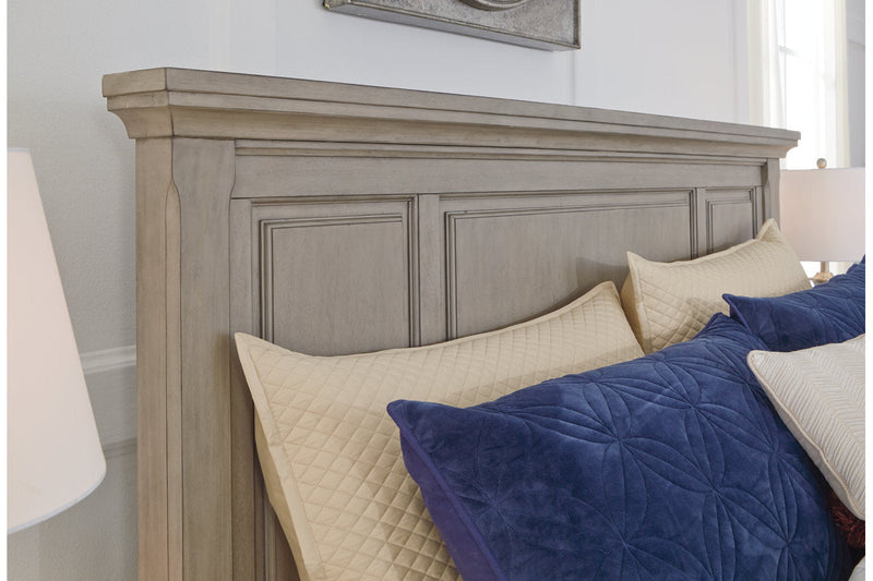 Lettner Light Gray California King Panel Bed -  Ashley - DMV Furniture
