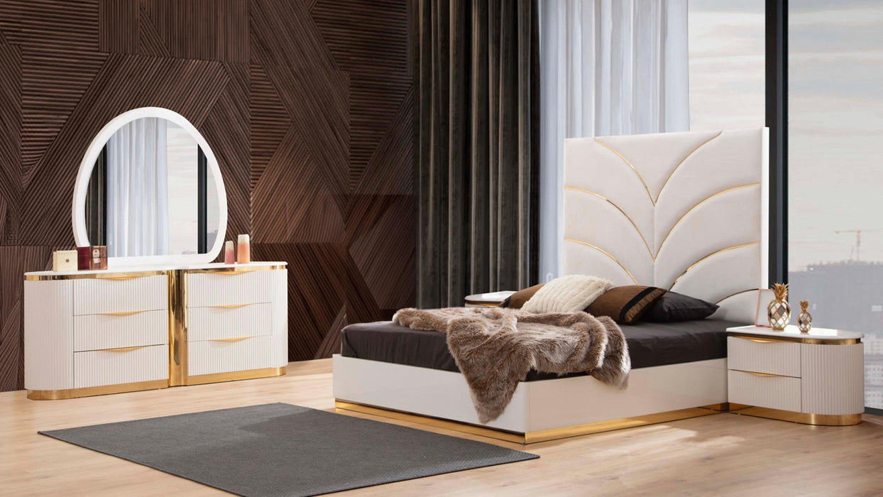 Laura Bedroom Set Collection In White