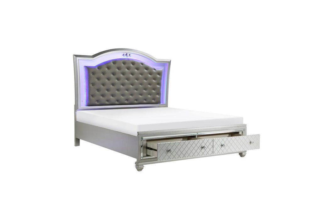 Leesa Bedroom Set In Silver | Homelegance