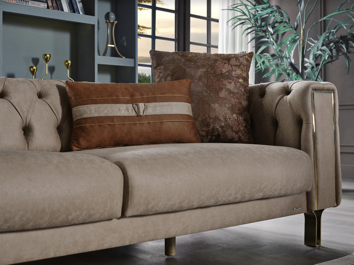 Montego Loveseat