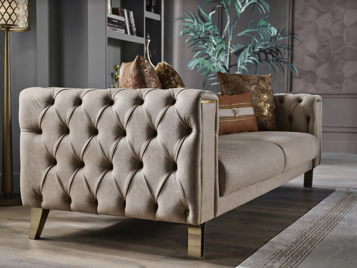 Montego Loveseat