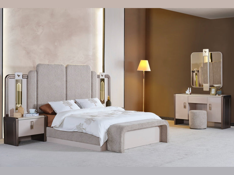 Nirvana Kanss 21" Tall Nightstand With Mirror