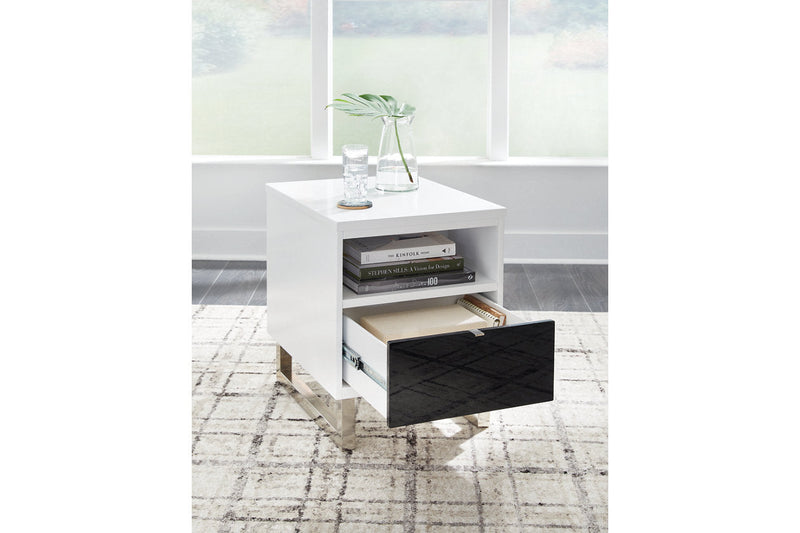 Gardoni White/Black Coffee Table and 2 Chairside End Tables -  Ashley - DMV Furniture