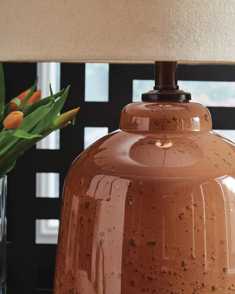 Aaleahya Rust Table Lamp - L430904