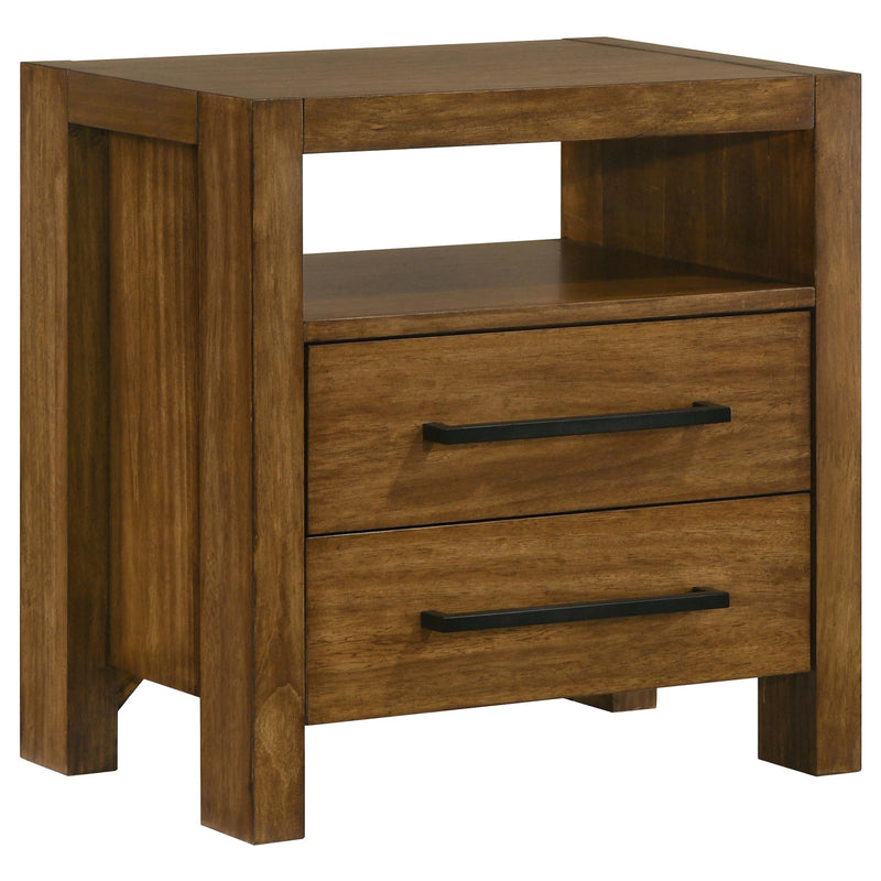 Adderley 4-piece Eastern King Bedroom Set Warm Brown - 215851KE-S4
