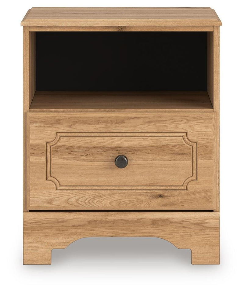 Aleaport Full Panel Bed with Chest and Nightstand in Warm Brown - PKG022637