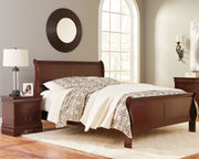 Alisdair Full Sleigh Bed with 2 Nightstands in Reddish Brown - PKG000497