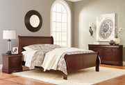 Alisdair Queen Sleigh Bed with Mirrored Dresser in Reddish Brown - PKG000507