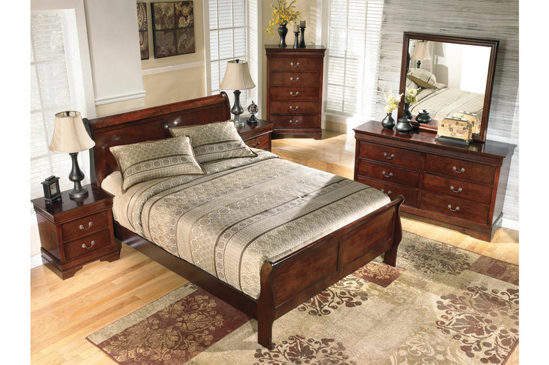 Alisdair Reddish Brown Queen Sleigh Bed - DMV FurnitureQueen Bed