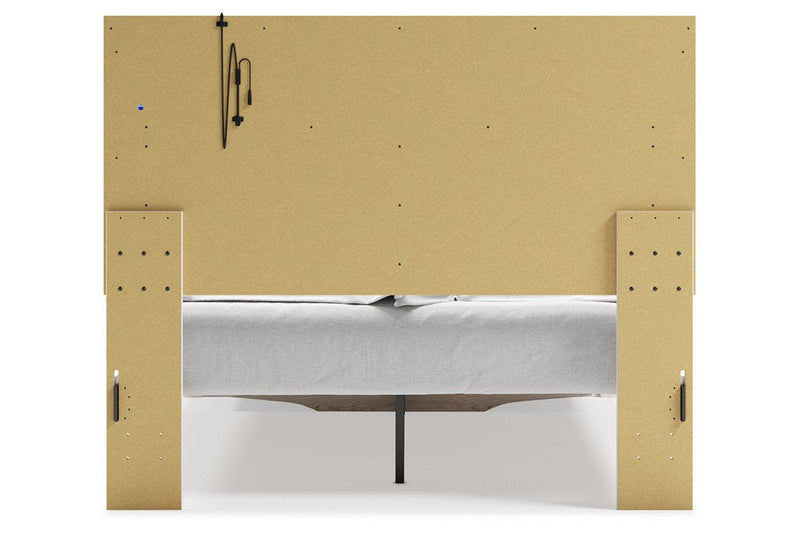 Altyra White Queen Upholstered Storage Bed - DMV FurnitureQueen Bed