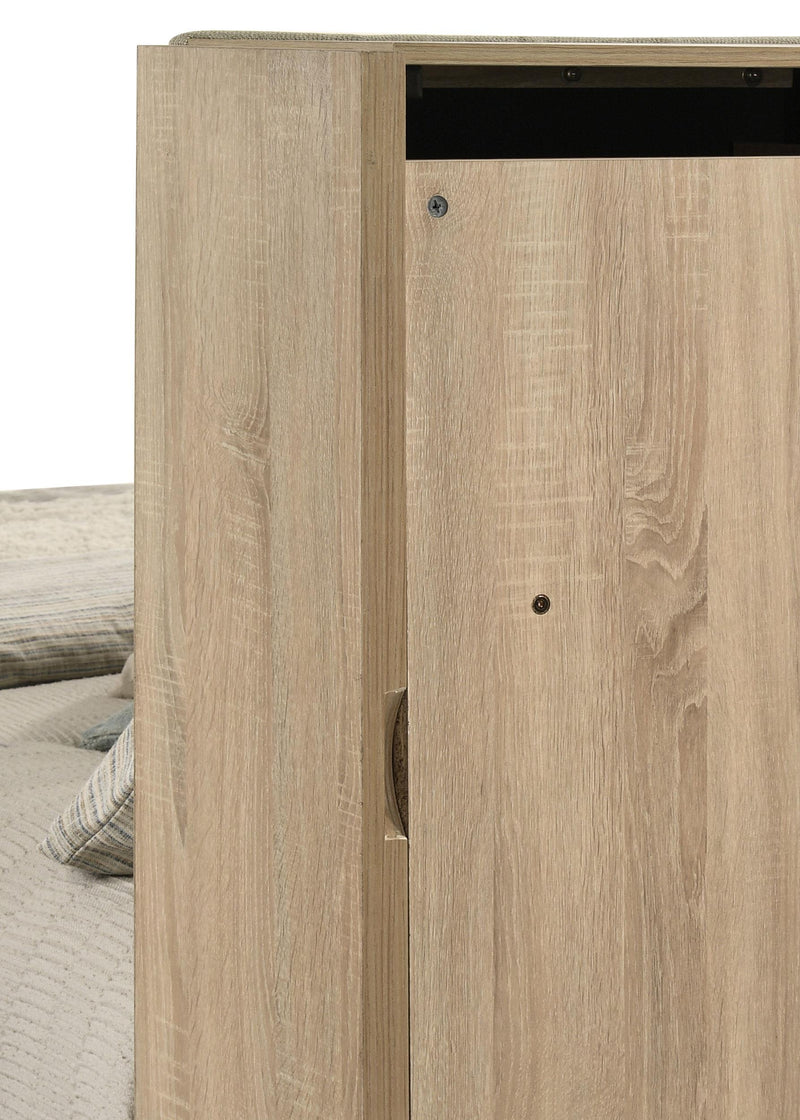 Arielle 4-piece Queen Bedroom Set Light Oak - 223111Q-S4