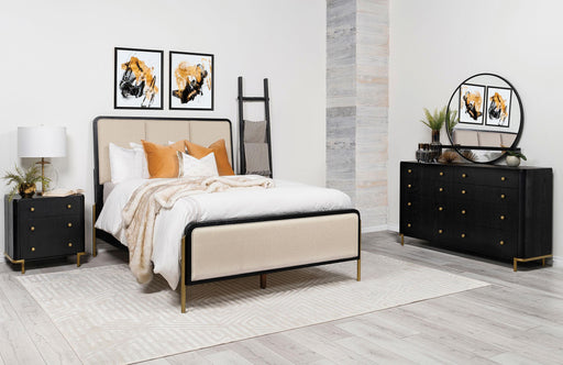 Arini 4-piece California King Bedroom Set Cream and Black - 224331KWCRM-S4