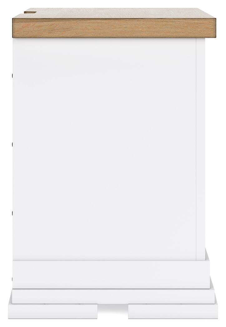 Ashbryn California King Panel Storage Bed, Dresser and 2 Nightstands in White/Natural - PKG016980
