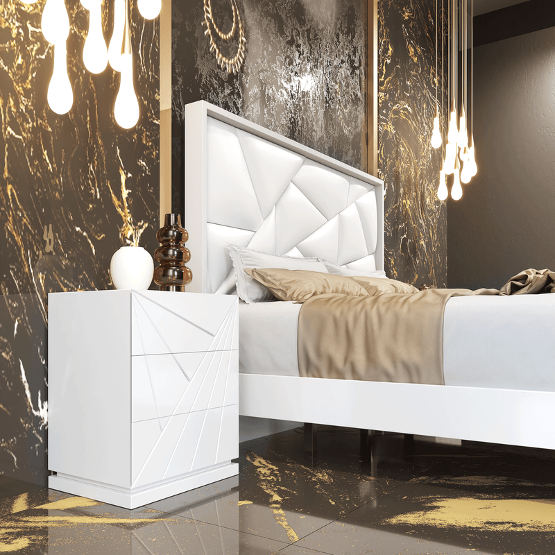 Avanty Bedroom Sold As Complete Bedgroup Only Set - p13335
