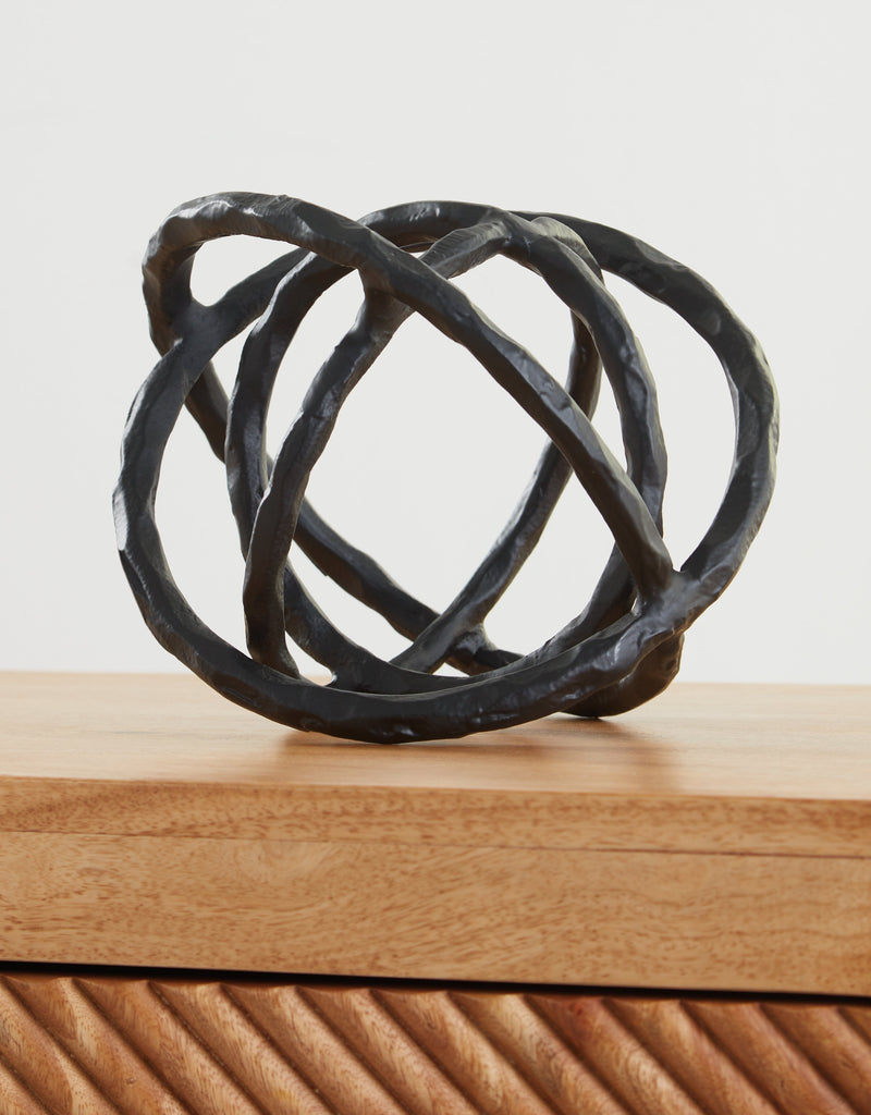 Barlee Black Sculpture - A2000652S