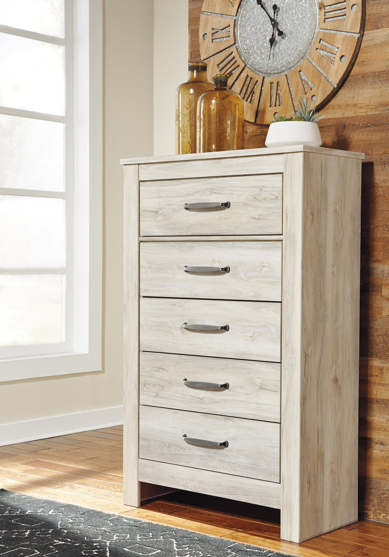 Bellaby Queen Crossbuck Panel Bed with Mirrored Dresser and Chest in Whitewash - PKG004727