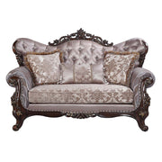 Benbek Loveseat W/3 Pillows - LV00810