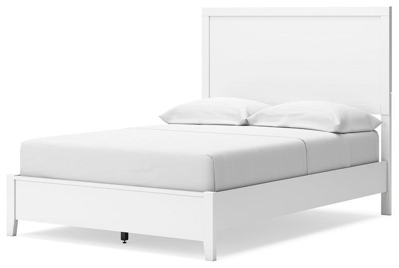 Binterglen Full Panel Bed with Dresser and 2 Nightstands in White - PKG016606