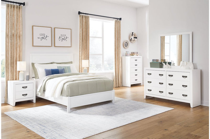 Binterglen White Full Panel Bed - DMV FurnitureFull Bed