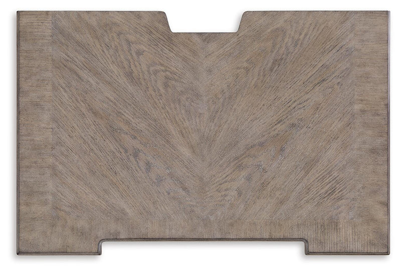 Blairhurst California King Panel Bed, Dresser, Mirror and 2 Nightstands in Light Grayish Brown - PKG017010