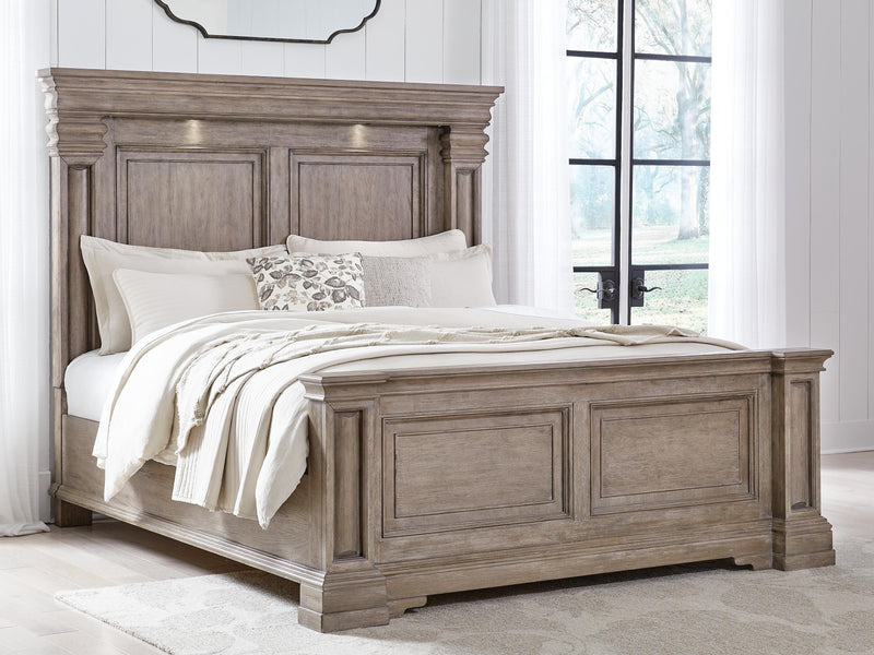 Blairhurst California King Panel Bed, Dresser, Mirror and 2 Nightstands in Light Grayish Brown - PKG017010