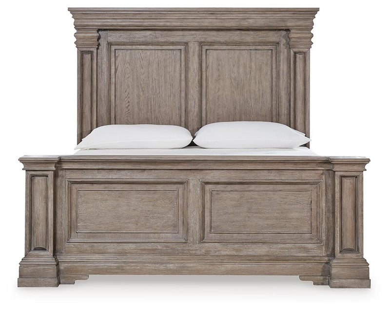 Blairhurst California King Panel Bed, Dresser, Mirror and 2 Nightstands in Light Grayish Brown - PKG017010