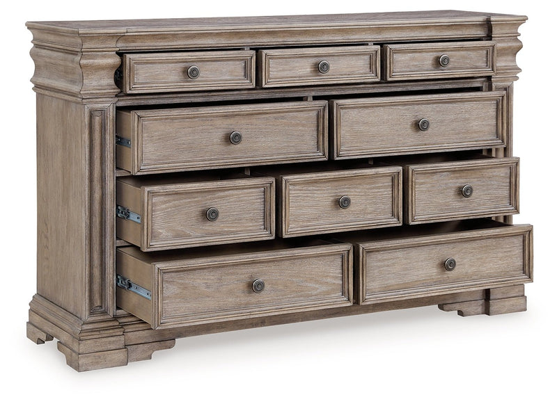 Blairhurst Light Grayish Brown Bedroom Set - DMV FurnitureBedroom Set