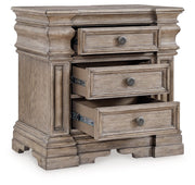 Blairhurst Light Grayish Brown Bedroom Set - DMV FurnitureBedroom Set