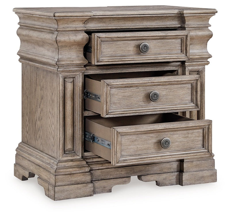 Blairhurst Light Grayish Brown Bedroom Set - DMV FurnitureBedroom Set