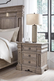 Blairhurst Light Grayish Brown King Panel Bed, Dresser, Chest and 2  Nightstands - B916B11
