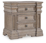 Blairhurst Light Grayish Brown Queen Panel Bed, Dresser, Mirror and 2 Nightstands - B916B10