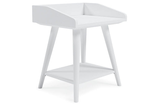 Blariden White Accent Table - DMV FurnitureTable