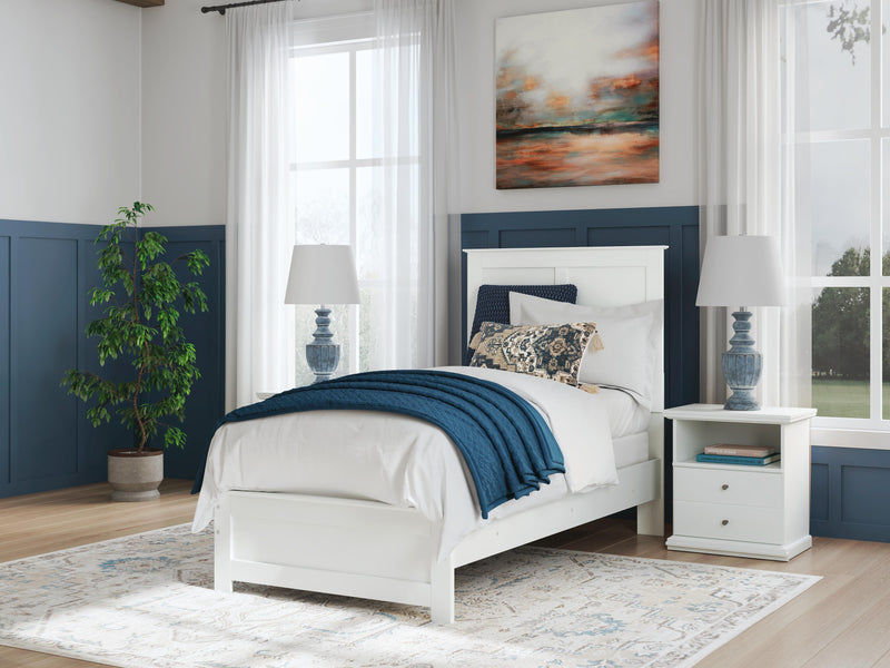 Bostwick Shoals Twin Panel Bed, Dresser, Mirror, Chest and 2 Nightstands in White - PKG021557