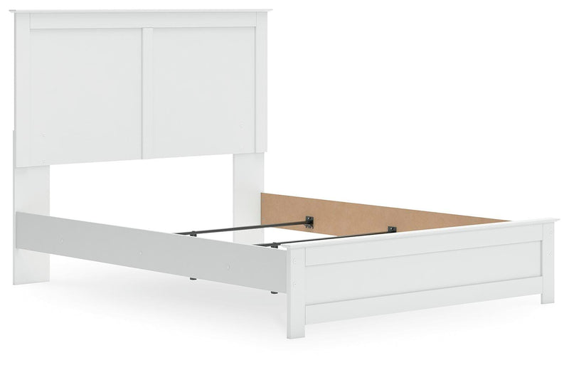 Bostwick Shoals White Queen Panel Bed, Chest and 2 Nightstands - B139B59
